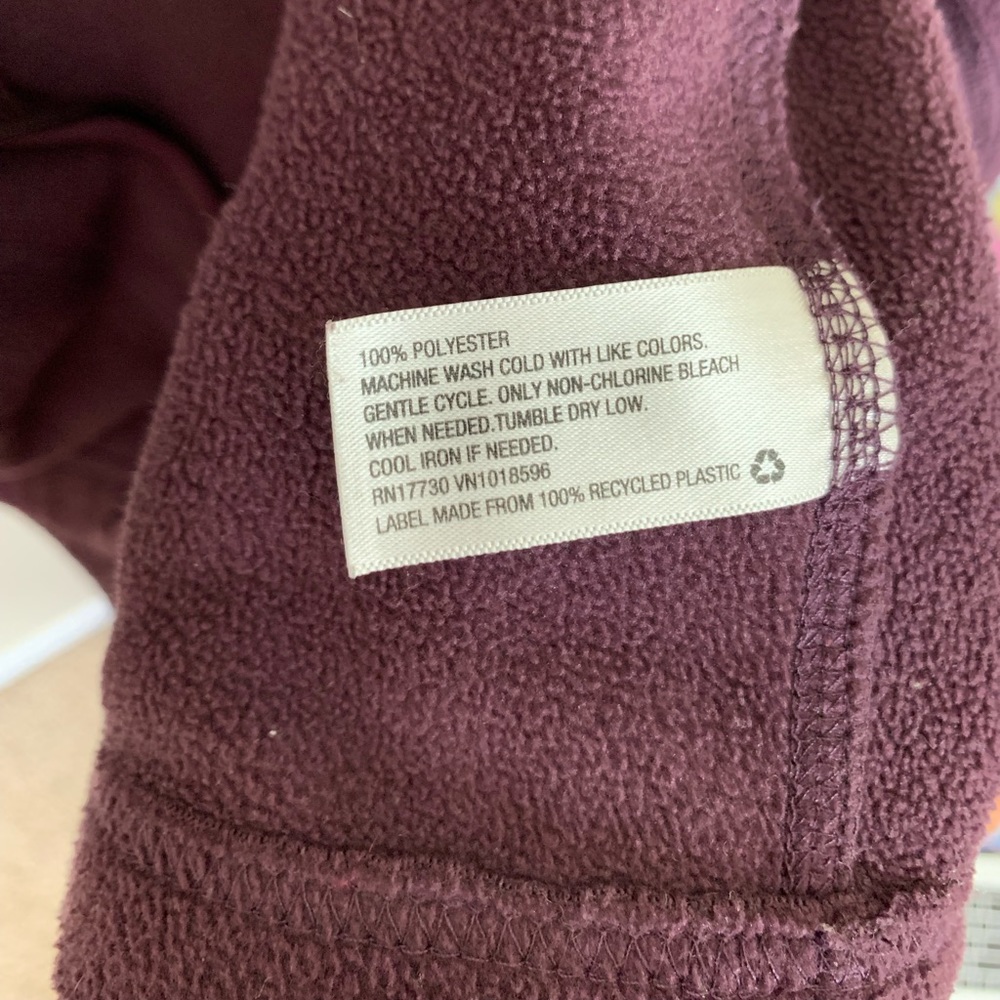 Merona • Purple Fleece Full Zip Sweater - Picture 4 of 4